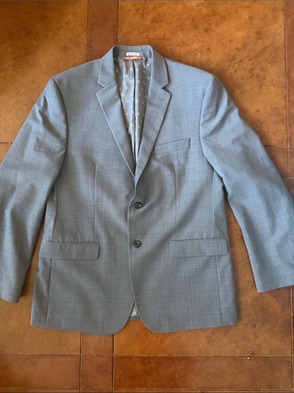 crown & ivy Light Gray Two-Button Blazer
